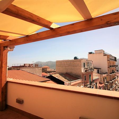 La Rosatea Bed & Breakfast มอนเรอาเล ภายนอก รูปภาพ