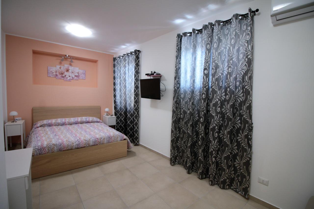 La Rosatea Bed & Breakfast มอนเรอาเล ภายนอก รูปภาพ