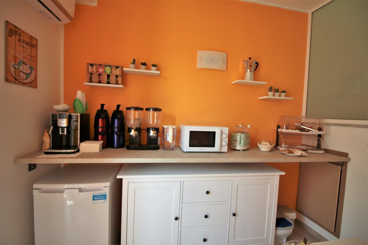 La Rosatea Bed & Breakfast มอนเรอาเล ภายนอก รูปภาพ