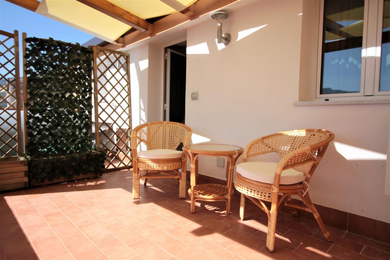 La Rosatea Bed & Breakfast มอนเรอาเล ภายนอก รูปภาพ